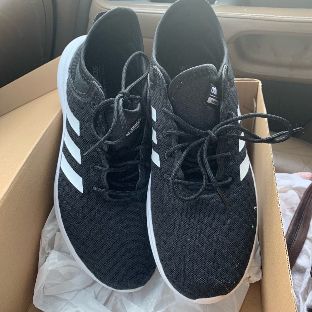 New Adidas sneakers 9.5